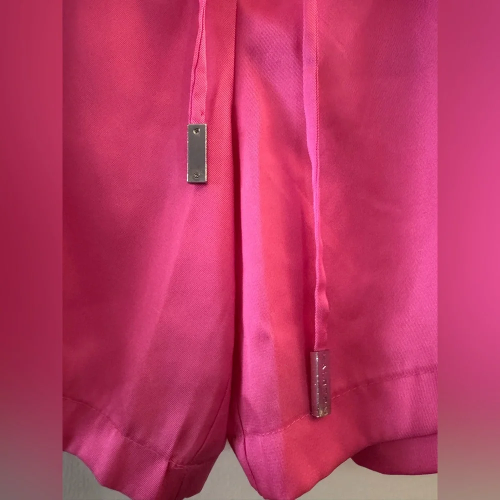 Halston hot pink satin shorts 14